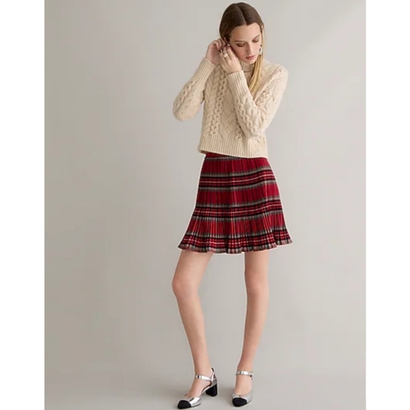 20. J.Crew Pleated taffeta skirt in Good Tidings plaid - Picture 2 of 8